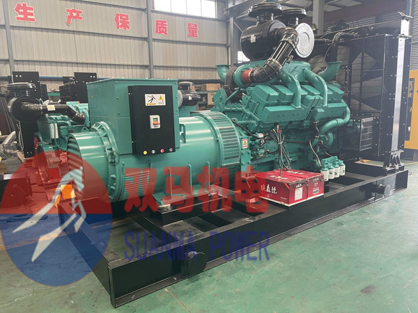 備用880kw柴油發(fā)電機(jī)組